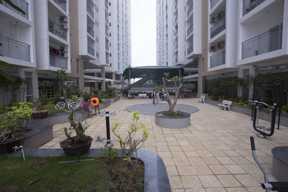 Mua nhà dịp Tết, đa lợi ích - 1 80% căn hộ Oriental Plaza đã có người dọn vào an cư