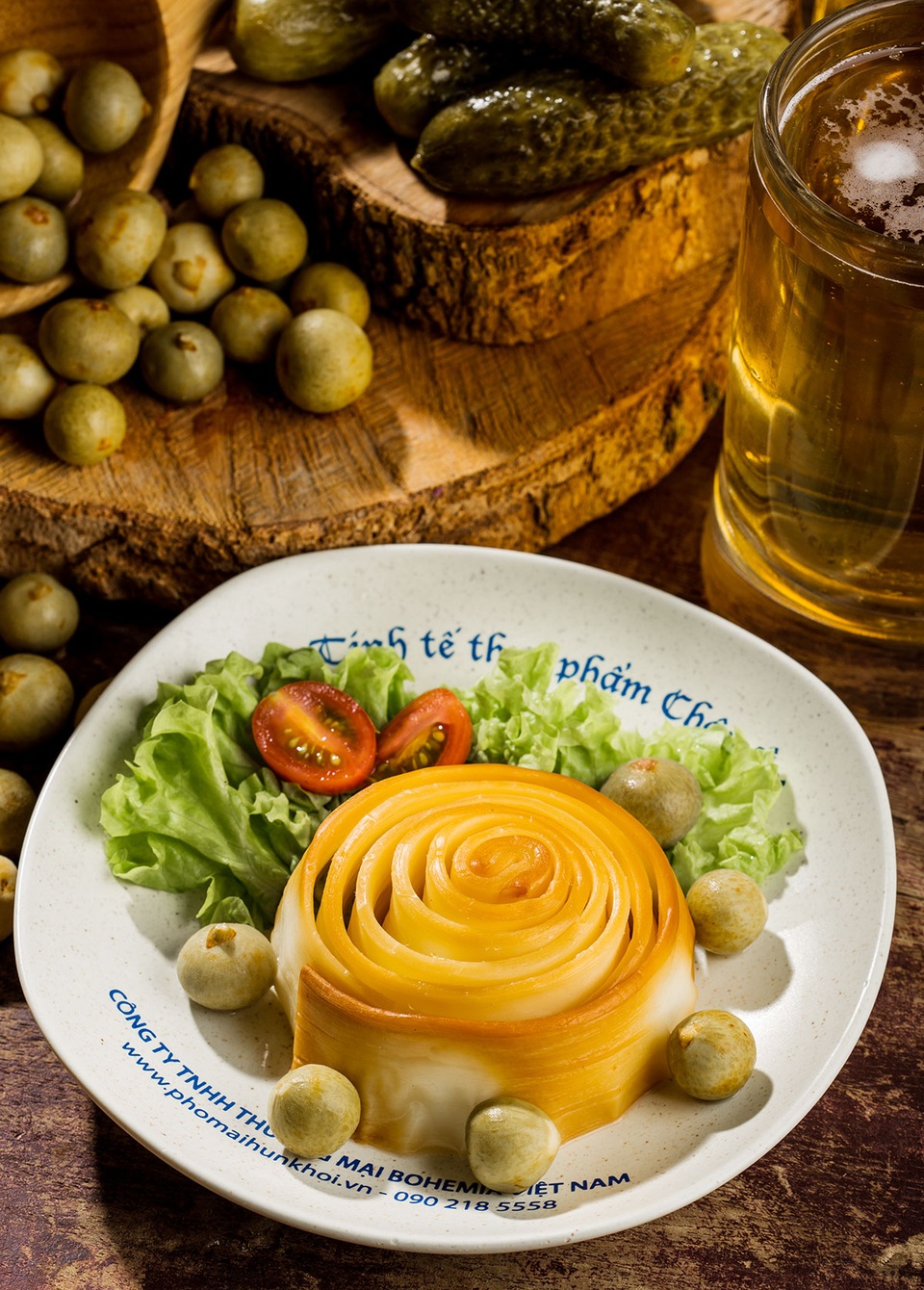 Pho mai hun khói Bohemia lần đầu tiên có mặt tại Việt Nam - 3 Pho mai hun khói Bohemia lần đầu tiên có mặt tại Việt Nam - 3
