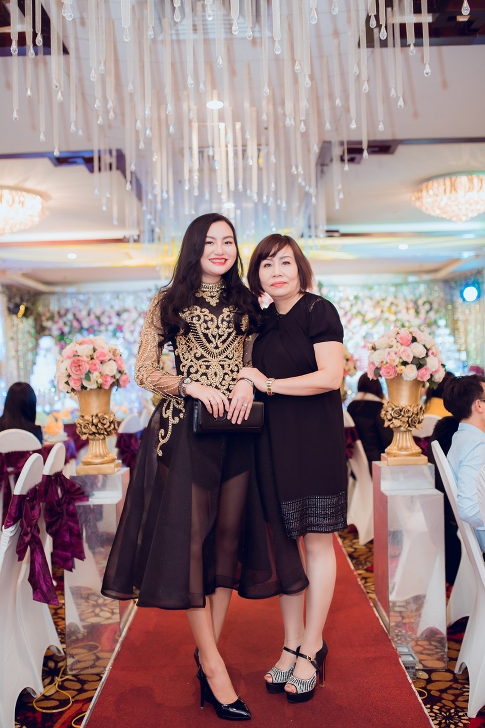 Hoa hậu Doanh nhân Trần Huyền Nhung hội ngộ các doanh nhân Việt kiều Đức - 10 Hoa hậu Doanh nhân Trần Huyền Nhung hội ngộ các doanh nhân Việt kiều Đức - 10