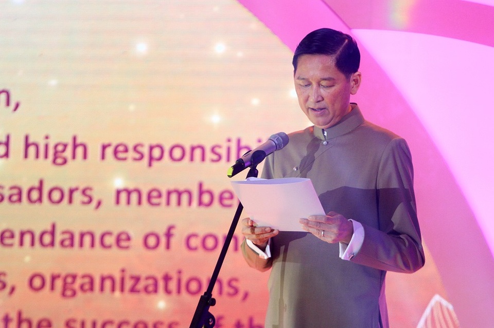 Ông Trần Vĩnh Tuyến phát biểu trong buổi lễ bế mạc