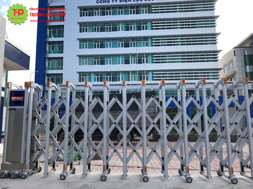 Ưu điểm vượt trội từng sản phẩm cửa cổng xếp Trường Hưng Phát - 4 Ưu điểm vượt trội từng sản phẩm cửa cổng xếp Trường Hưng Phát - 4
