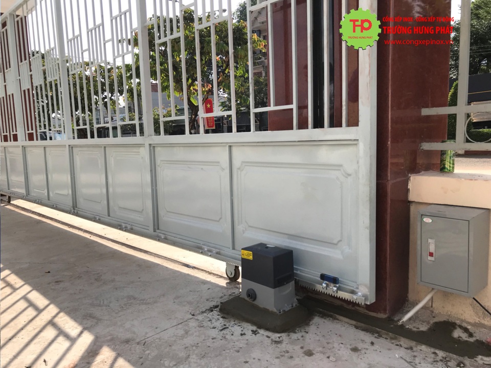 Ưu điểm vượt trội từng sản phẩm cửa cổng xếp Trường Hưng Phát - 5 Ưu điểm vượt trội từng sản phẩm cửa cổng xếp Trường Hưng Phát - 5