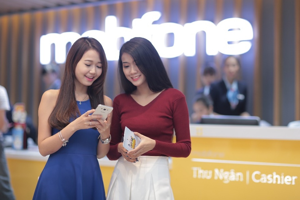 MobiFone tặng quà tri ân khách hàng đồng hành 1/4 thế kỷ - 2 Nguồn ảnh: MobiFone