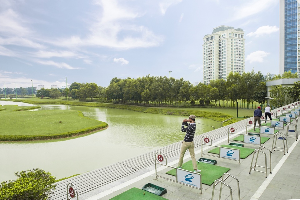 Ciputra Hanoi đón nhận 2 Giải thưởng Bất động sản uy tín - 3 Sân tập Golf 38 làn thuộc Khu phức hợp Thể thao giải trí và ẩm thực Ciputra Club