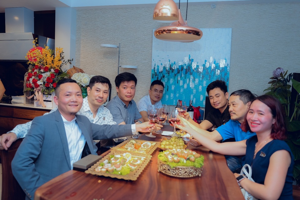 Điểm nhấn ấn tượng tại lễ ra mắt thương hiệu nội thất Ahome - 5 Khách hàng và đối tác đến chung vui và chúc mừng Ahome