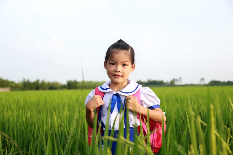 Học bổng 2018: Tiếp tục ươm mầm cho những ước mơ đẹp - 3 Đằng sau thân hình nhỏ bé của Vân Anh (Hải Phòng) là ước mơ trở thành một họa sĩ để vẽ nên những bức tranh đẹp