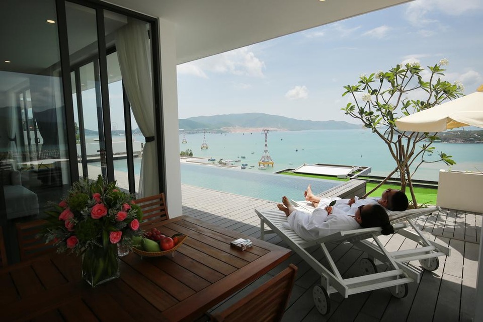 Biệt thự Anh Nguyễn Ocean Front Villas chinh phục giới thượng lưu Việt - 3 Các căn biệt thự có bể bơi riêng, không gian mở tầm nhìn rộng