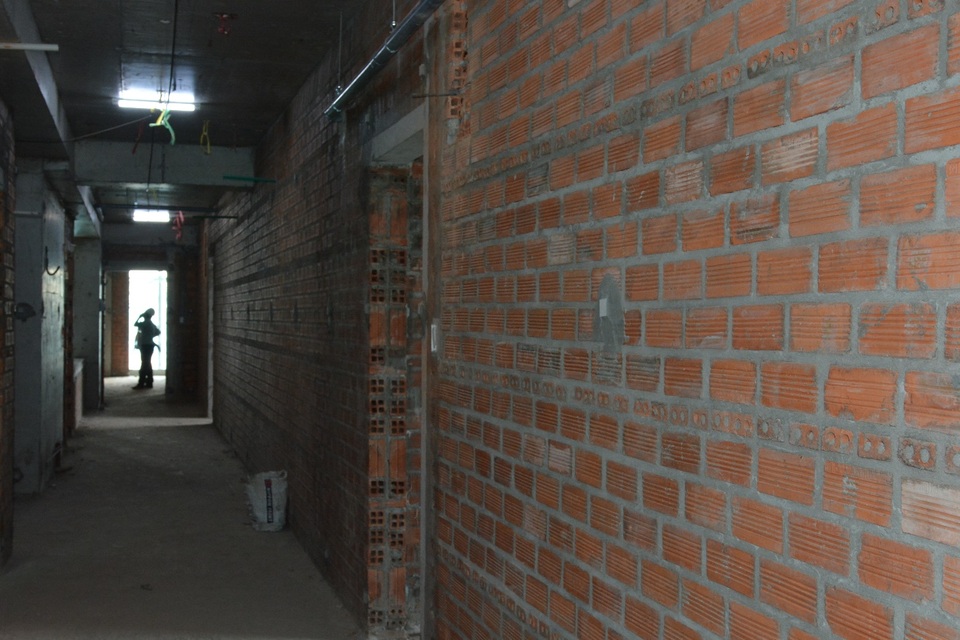 Tiến độ dự án căn hộ cao cấp Jamona Heights của TTC Land sau 1 năm thi công - 3 Nhà thầu đang tiến hành xây tường phía trong căn hộ