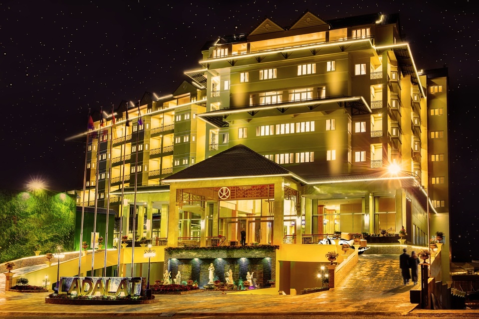 Tưng bừng tổ chức lễ khai trương khách sạn Ladalat - 3 Tưng bừng tổ chức lễ khai trương khách sạn Ladalat - 3