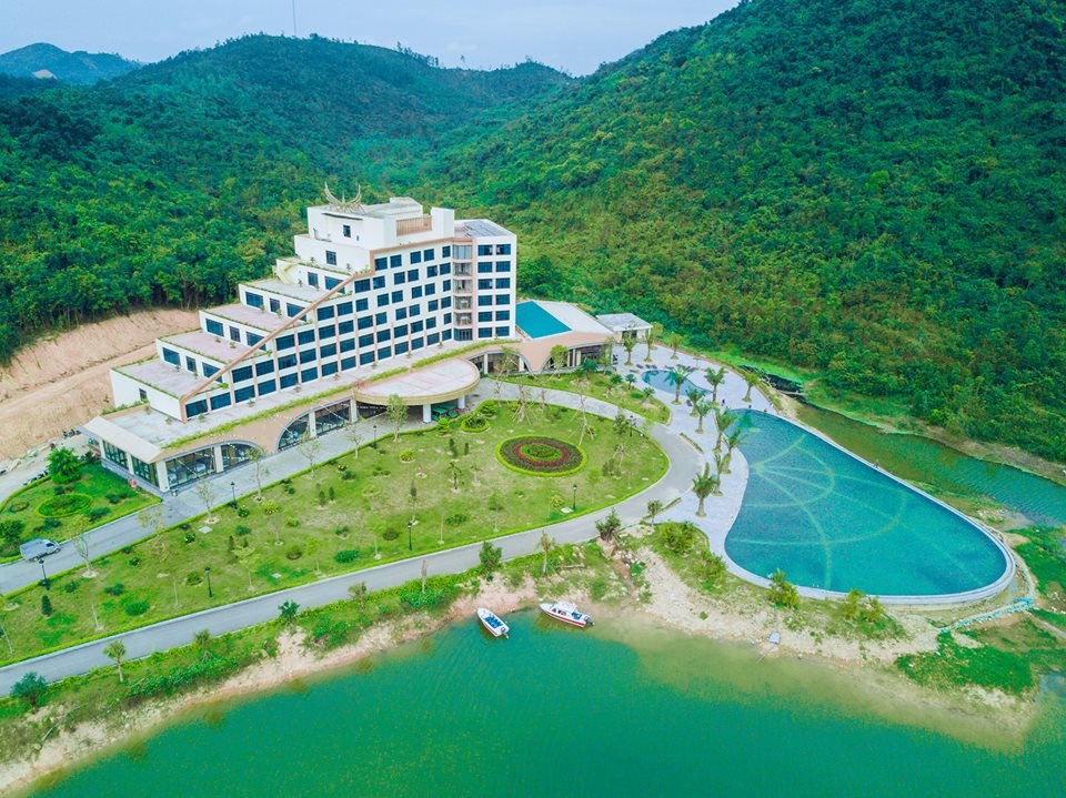 Đến Nghệ An đừng bỏ lỡ điểm đến lý tưởng này - 6 Khách sạn Luxury Mường Thanh Diễn Lâm nằm trong quần thể khu sinh thái Mường Thanh Diễn Lâm