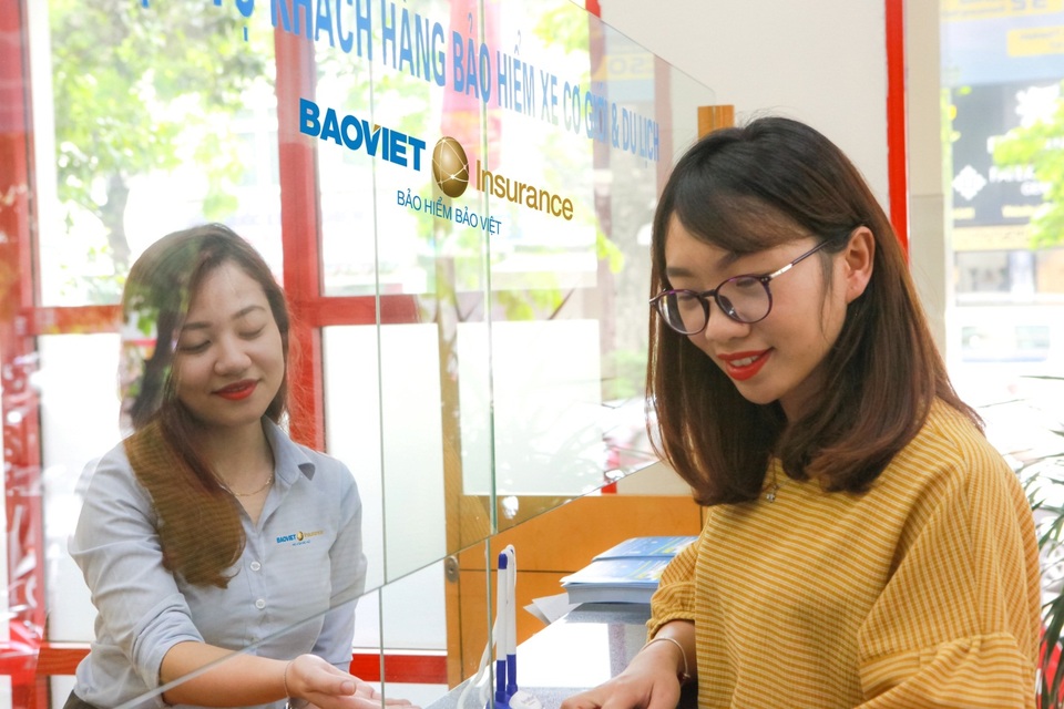 Bảo hiểm Bảo Việt liên tiếp đạt giải thưởng “Thương hiệu Bảo hiểm tốt nhất Việt Nam” - 2 Bảo hiểm Bảo Việt luôn là doanh nghiệp tiêu biểu trong ngành Bảo hiểm phi nhân thọ