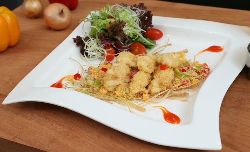 Gợi ý món chiên “ngon miệng bổ tim” từ đầu bếp cung đình - 2 Mực chiên giòn cháy tỏi