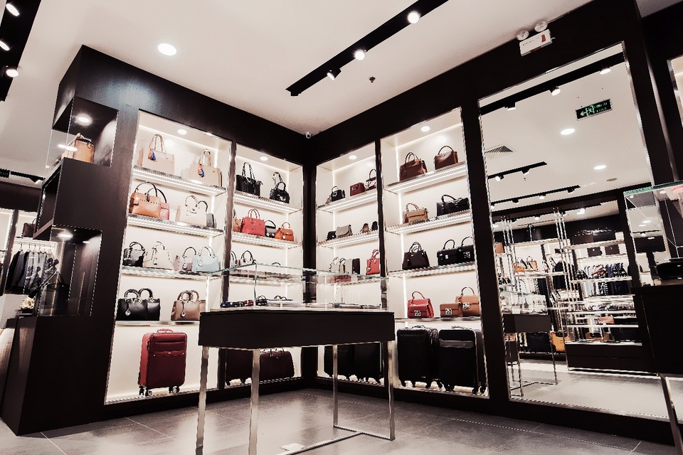 Thời trang Valentino Creations khai trương tầng 2 - Vincom Bà Triệu ưu đãi 15% - 4 Góc phụ kiện dành cho nữ
