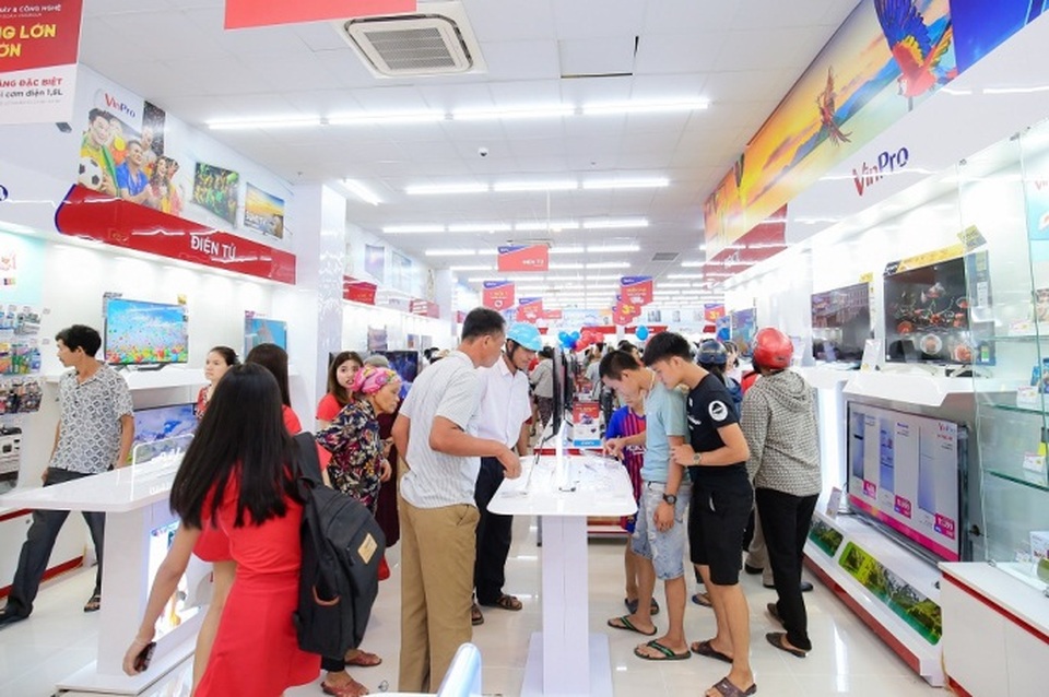 Vincom khai trương đồng loạt 3 TTTM tại Sơn La, Nghệ An và TP. Hồ Chí Minh - 5 Trung tâm vui chơi giải trí Gold Game tại Vincom+ Nam Đàn có diện tích hơn 200m2 chật kín khách hàng ngay trong ngày đầu khai trương