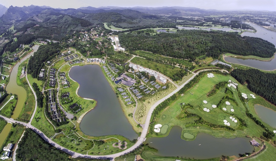Flamingo Đại Lải Resort - thiên đường nghỉ dưỡng xanh độc đáo - 2 Vùng đất “non thanh thủy tú” Flamingo Đại Lải Resort ngay gần Hà Nội