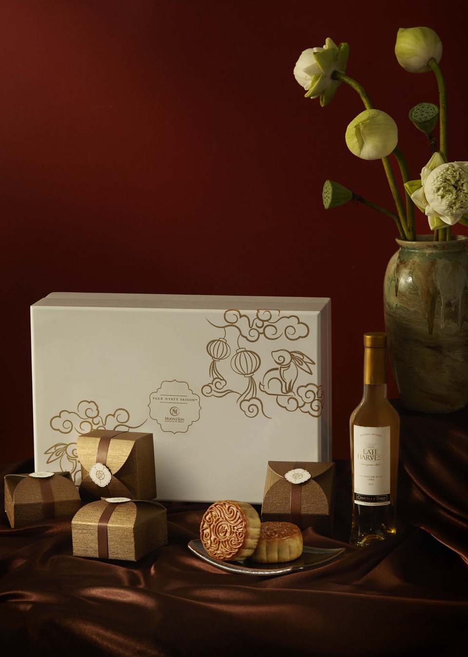 Moon n Sun hợp tác cùng Park Hyatt Saigon ra mắt dòng bánh trung thu đặc sắc năm 2018 - 5 Moon n Sun hợp tác cùng Park Hyatt Saigon ra mắt dòng bánh trung thu đặc sắc năm 2018 - 5
