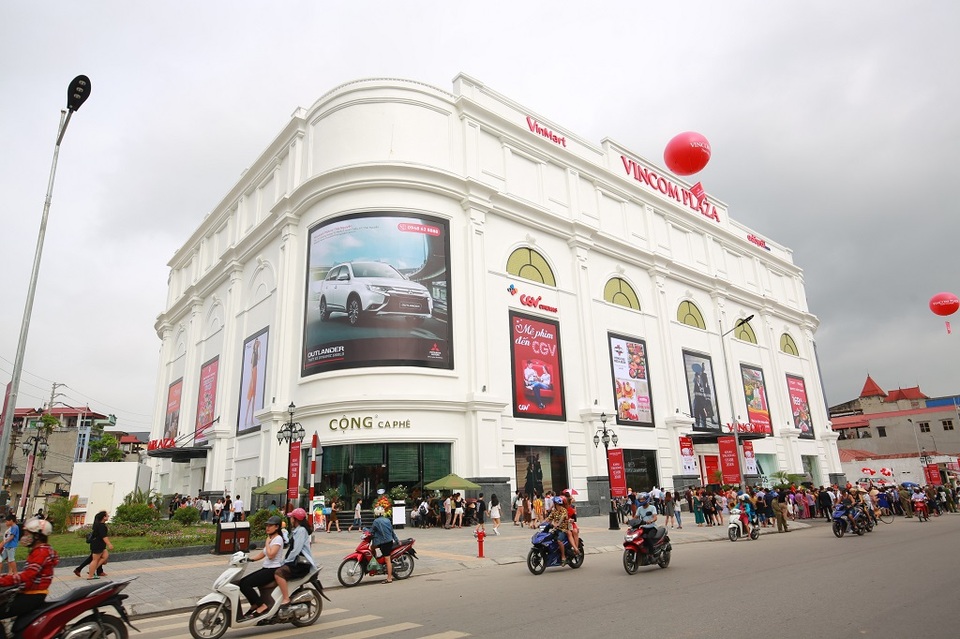 Người dân Thái Nguyên háo hức đón chào Vincom đầu tiên - 1 Người dân Thái Nguyên háo hức đón chào Vincom đầu tiên - 1