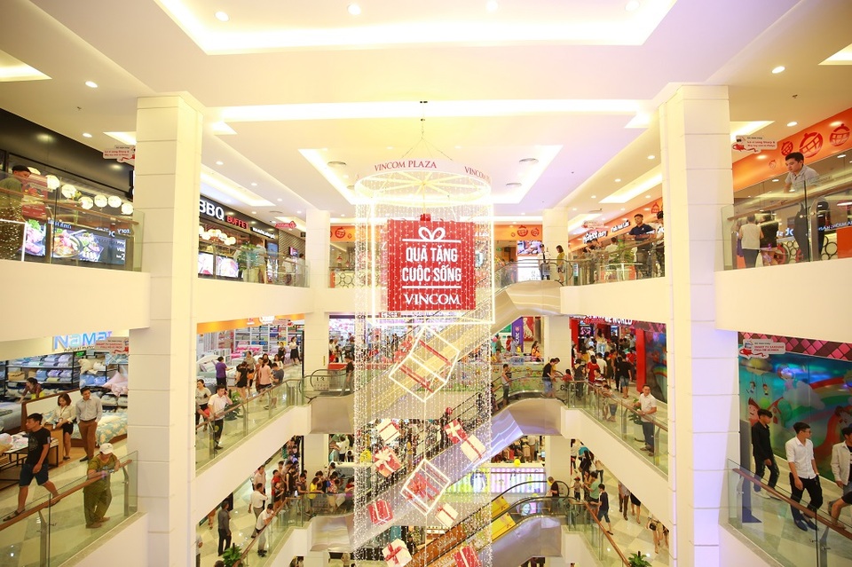Người dân Thái Nguyên háo hức đón chào Vincom đầu tiên - 3 Người dân Thái Nguyên háo hức đón chào Vincom đầu tiên - 3