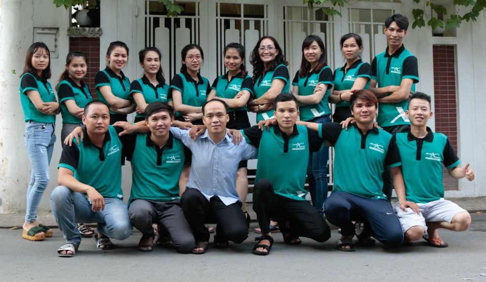 Kết nối tiêu dùng – Bài học thành công trong ngành máy móc, thiết bị - 1 Đội ngũ Kết Nối Tiêu Dùng luôn được tin yêu bởi các khách hàng cũ và mới