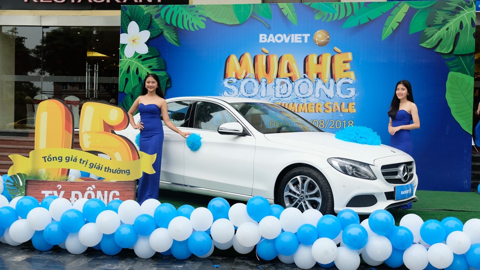 Cơ hội trúng Mercedes-Benz C200 cho khách hàng Bảo Việt khi tham gia “Mùa hè sôi động” - 1 Cơ hội trúng thưởng xe ô tô Mercedes-Benz C200 cho khách hàng Bảo Việt khi tham gia chương trình Mùa hè sôi động