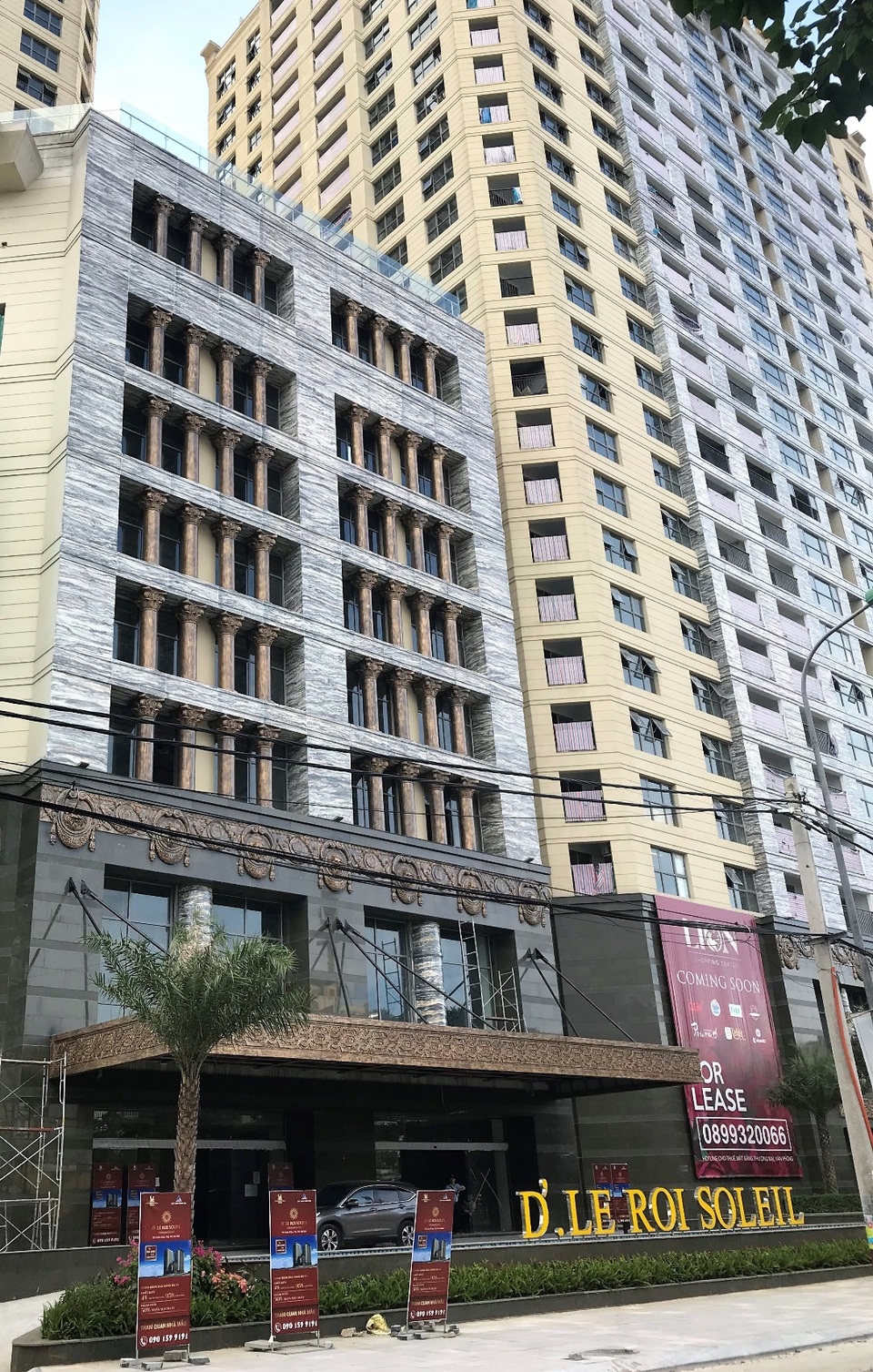 Nhận nhà ngay - trúng xế khủng cùng D’. Le Roi Soleil - 2 D’. Le Roi Soleil đã hiện diện bề thế, vững chãi trên bán đảo Quảng An