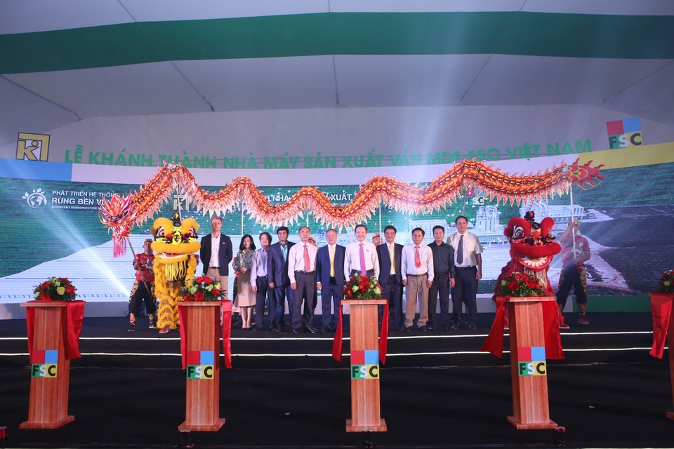 Khánh thành nhà máy sản xuất ván MDF hiện đại bậc nhất thế giới - 1 Khánh thành nhà máy sản xuất ván MDF hiện đại bậc nhất thế giới - 1