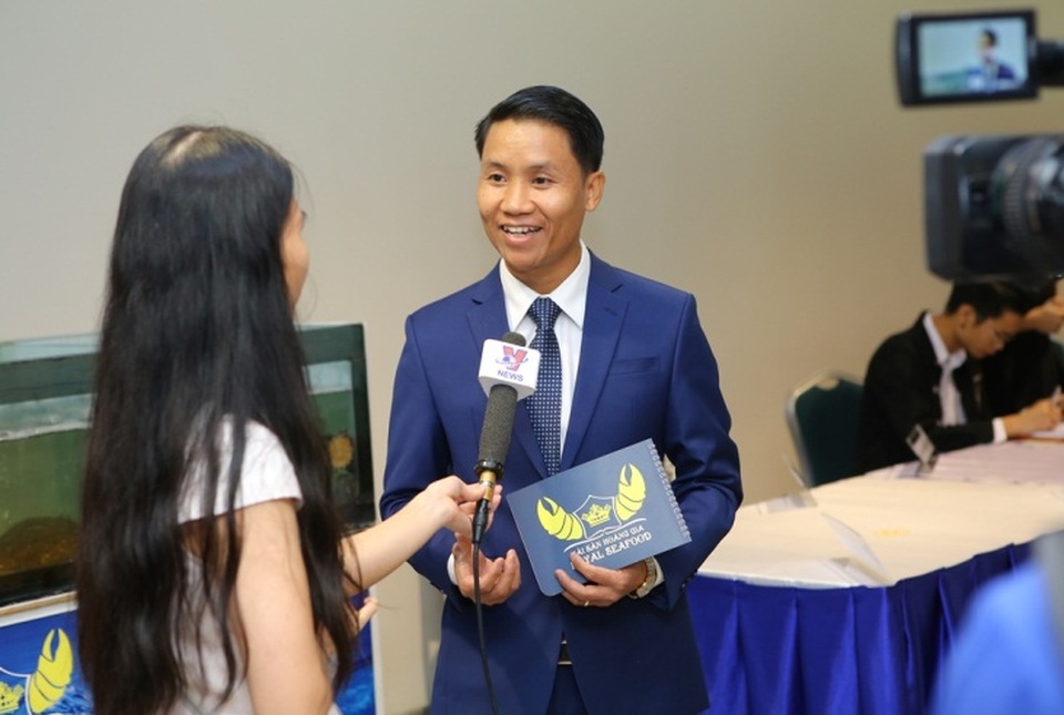 Bào ngư Hàn Quốc khẳng định chất lượng tuyệt hảo tại thị trường Việt - 4 Ông Trần Văn Trường – Giám đốc công ty Hải Sản Hoàng Gia chia sẻ định hướng mang những loại hải sản chất lượng đế vương về phục vụ người tiêu dùng Việt với phóng viên, báo chí.