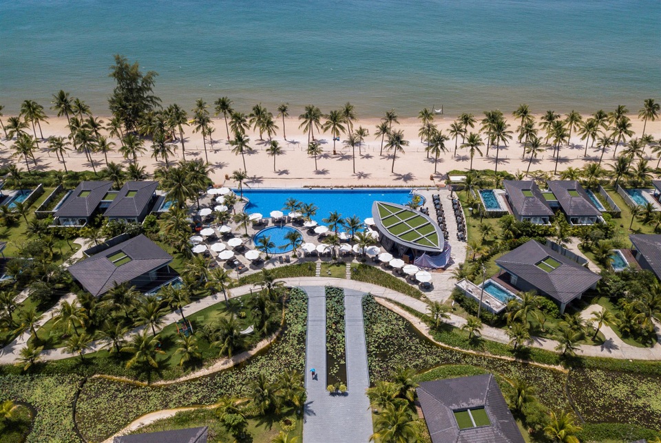 Trễ lên khu kinh tế nhà đầu tư Phú Quốc vẫn kiếm bộn tiền - 1 Nhà đầu tư vẫn âm thầm nhưng vững tin khi rót tiền vào các dự án của CĐT uy tín như Novotel Villas Phú Quốc của CEO Group