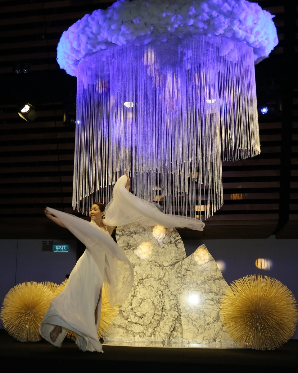 Chiêm ngưỡng màn trình diễn "Sự kì diệu của thiên nhiên" - 1 Tác phẩm Không Khí với tấm đá VICOSTONE White Fusion phiên bản đặc biệt