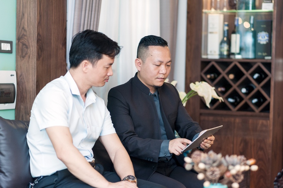 CEO Lưu Phúc Lộc: Thấu hiểu khách hàng là lợi thế cạnh tranh - 1 Lắng nghe và nắm bắt mong muốn của khách hàng ngay từ khi mới tiếp xúc