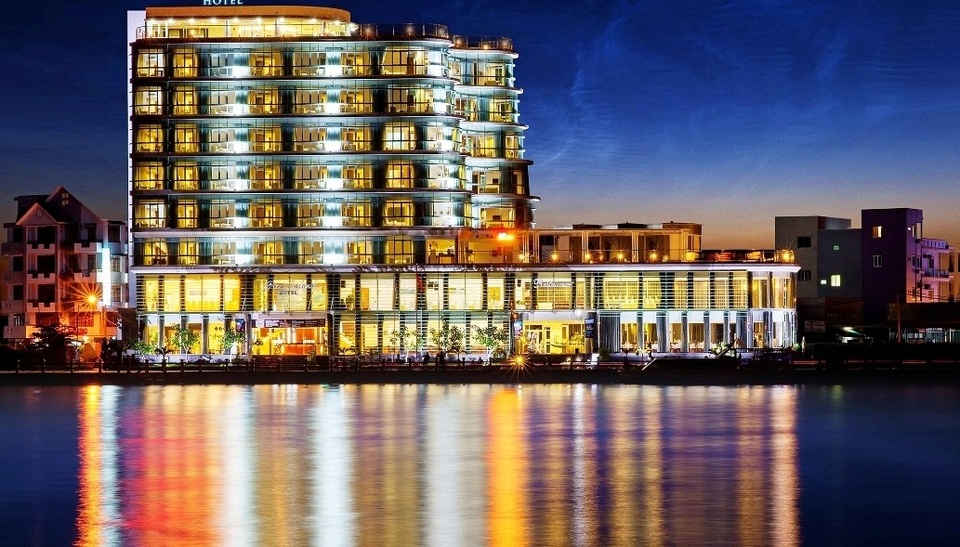 Khách du lịch đến Hà Tiên ngang ngửa Phú Quốc - 1 Hà Tiên đang đẩy mạnh quảng bá du lịch để trở thành thành phố du lịch biển trọng điểm của khu vực phía Nam