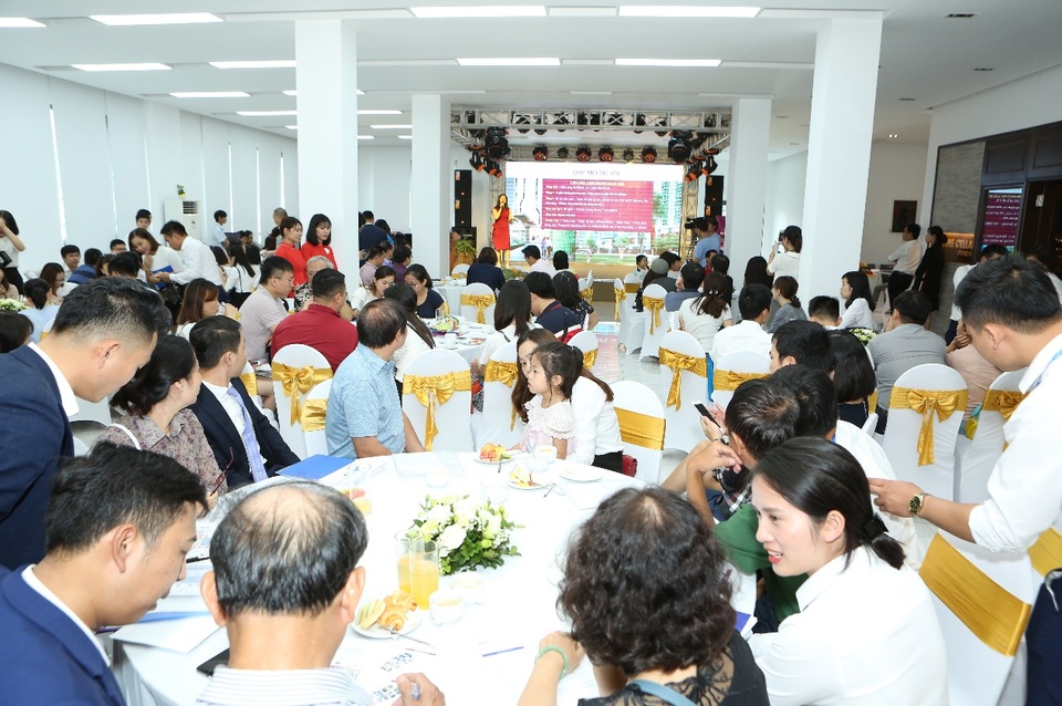 Sự kiện ra mắt tháp Diamond đã thu hút đông đảo khách hàng tham dự, 100% khách hàng đều cảm thấy hài lòng với những cải tiến mới