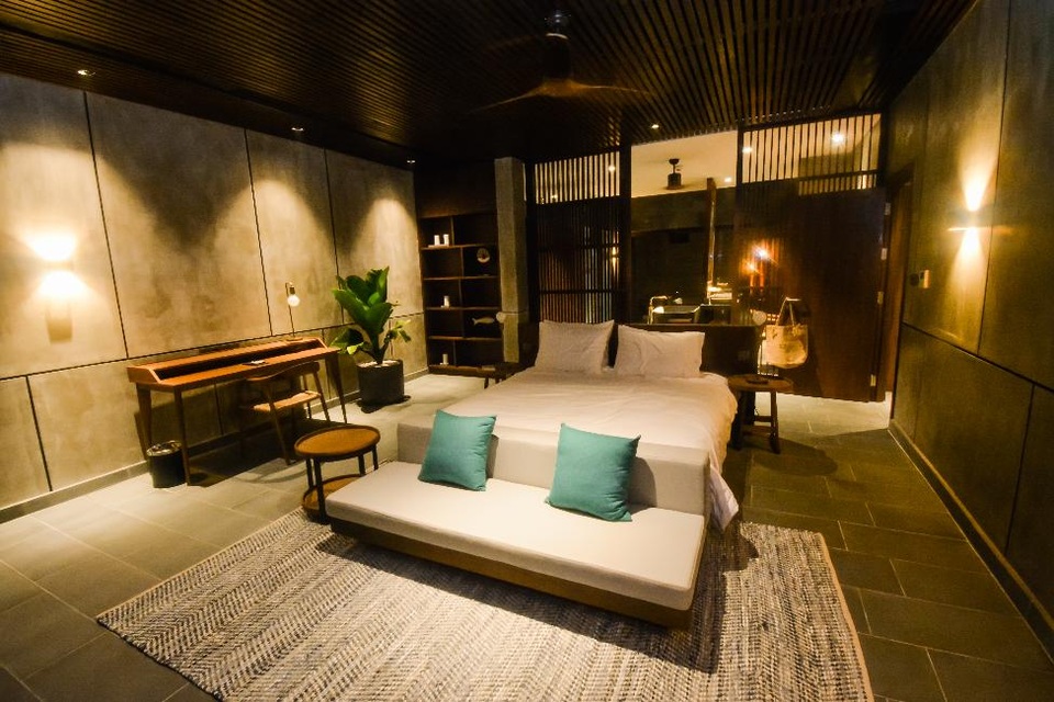 
Chỉ 68 biệt thự đẳng cấp hướng sông, thiết kế thời thượng với tông trầm ấm cúng
