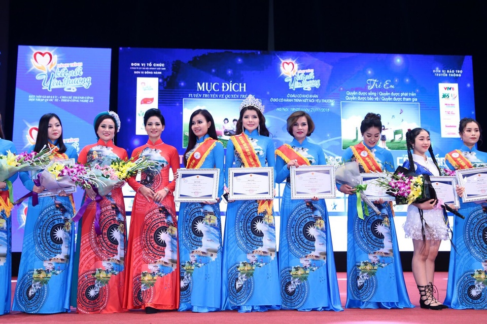 Nga Queen: Từ Á hậu Doanh nhân đến Đại sứ Hành trình kết nối yêu thương số 9 - 5 Nga Queen: Từ Á hậu Doanh nhân đến Đại sứ Hành trình kết nối yêu thương số 9 - 5