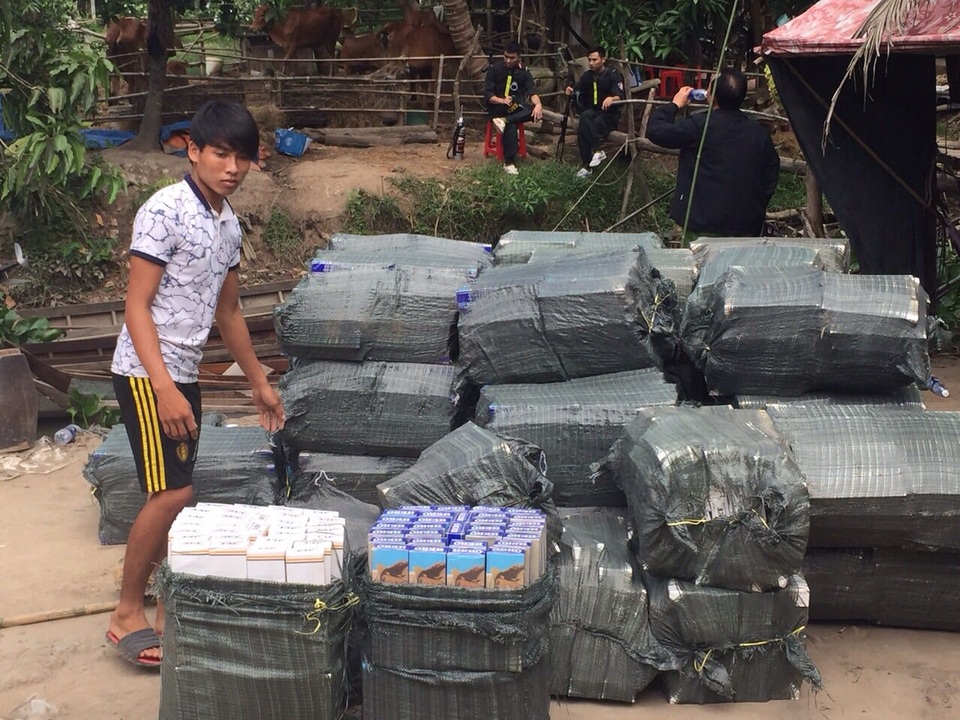 Tang vật thuốc lá lậu mà Cục Cảnh sát phòng, chống buôn lậu phía Nam (C74) bắt giữ tại khu vực xã Phước Chỉ, huyện Trảng Bàng (Tây Ninh) vào cuối tháng 7 vừa qua