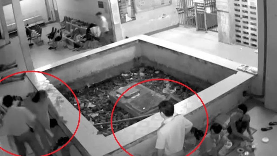 Cảnh giác nạn trộm cắp, móc túi ở bệnh viện - 3 Quá trình đối tượng Nguyễn Thị Mai tiếp cận lấy tiền của người chăm bệnh ở Bệnh viện Chợ Rẫy và đến khi bị bảo vệ phát hiện, bắt giữ (ảnh cắt từ clip camera của bệnh viện)