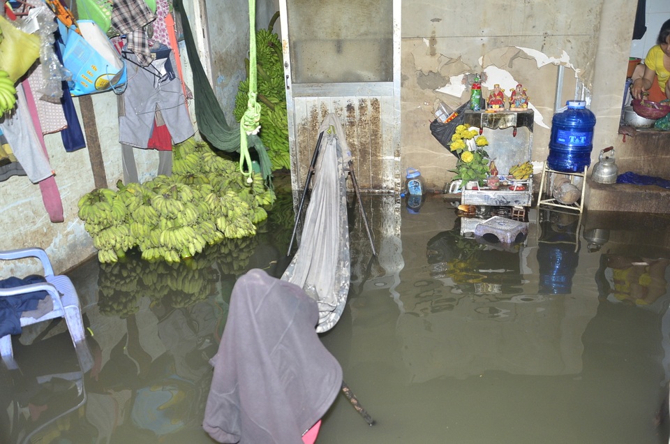 Nhiều tài sản của người dân bị nước nhấn chìm