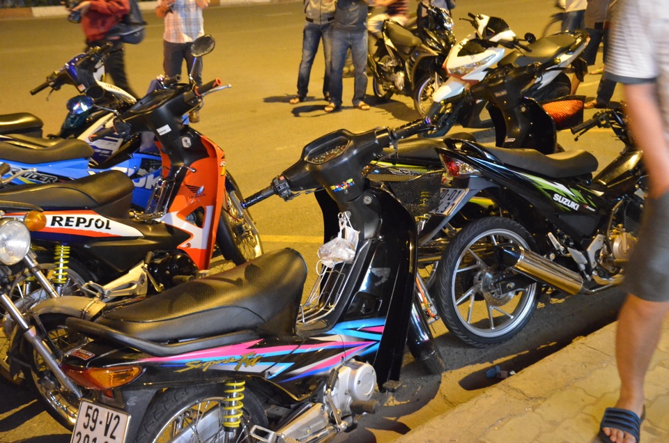 Đoàn xe đi bão bị tạm giữ 3 hôm trước