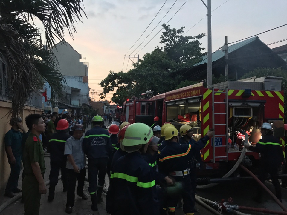 Lực lượng cảnh sát PCCC tại hiện trường