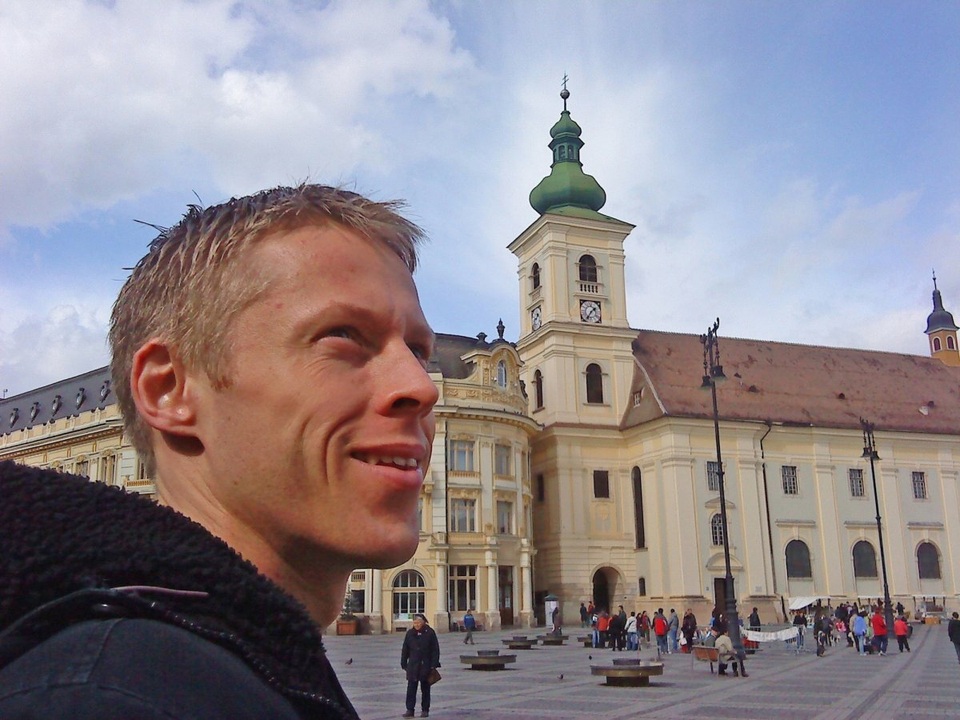 Phượt thủ trẻ nhất đặt chân lên tất cả các quốc gia trên thế giới - 1 Phượt thủ trẻ nhất đặt chân lên tất cả các quốc gia trên thế giới - 1