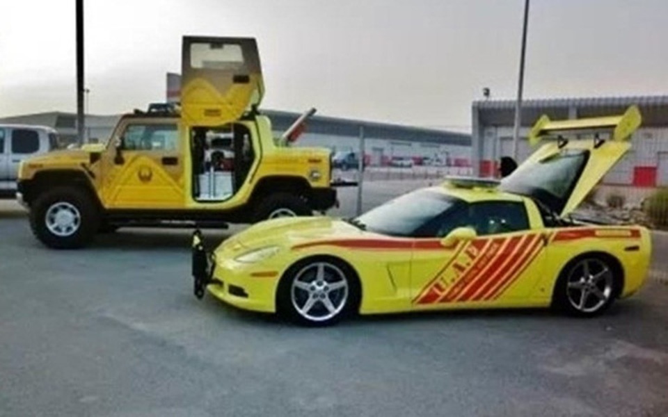 Choáng ngợp trước sự giàu có, xa hoa ở Dubai - 13 Dàn xe phòng cháy chữa cháy ở Dubai cũng khiến thiên hạ phát sốt