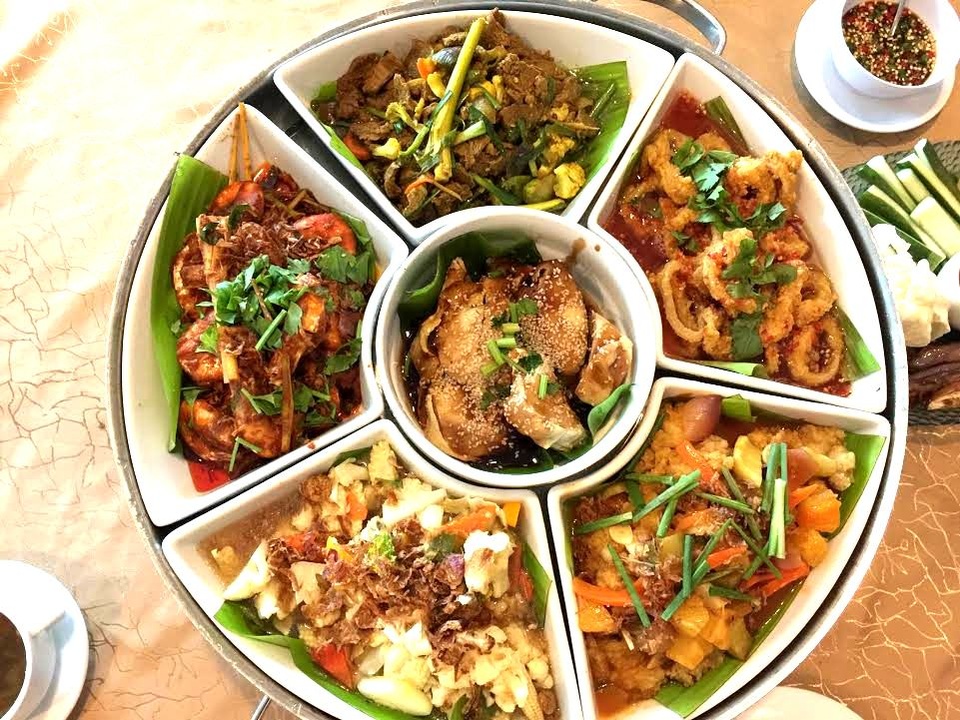 Du hí ở "xứ sở đại bàng" Langkawi và những trải nghiệm không thể quên - 6 Đồ ăn ở Langkawi khá đa dạng với các món ăn của người Hoa, người Mã, hay người Ấn…