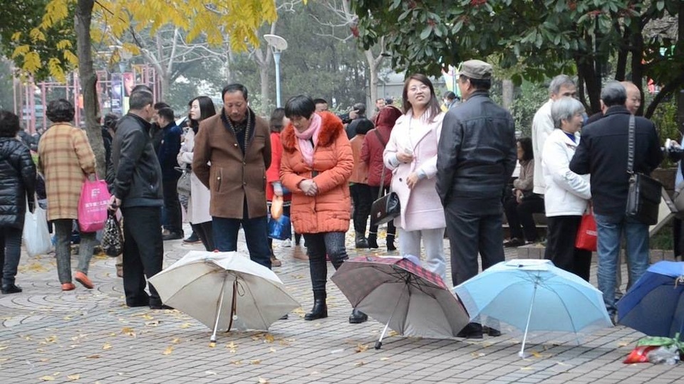 Bên trong khu chợ... mai mối hôn nhân độc đáo ở Thượng Hải - 7 Chợ mai mối chỉ họp vào cuối tuần