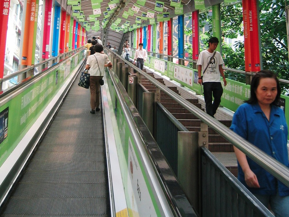Độc đáo thang cuốn ngoài trời dài nhất thế giới ở Hong Kong - 5 Độc đáo thang cuốn ngoài trời dài nhất thế giới ở Hong Kong - 5
