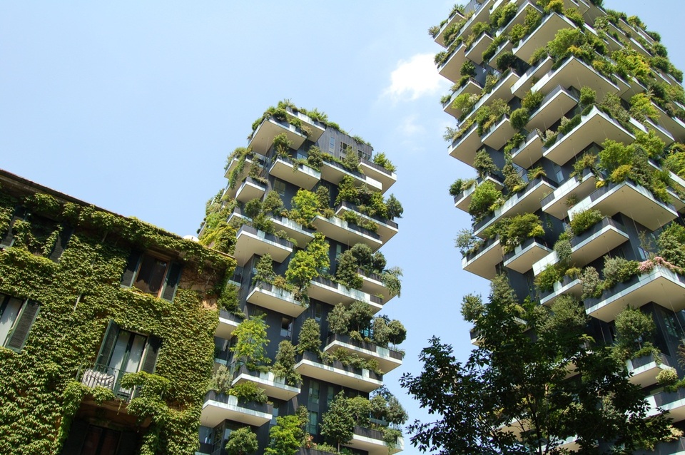 Khách sạn kỳ lạ với thảm thực vật xanh mướt phủ kín xung quanh - 4 Công trình Bosco Verticale