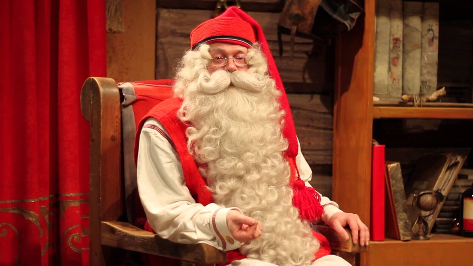 Đến thăm quê hương của ông già Noel - 3 Ông già Noel ngồi trong “văn phòng làm việc”