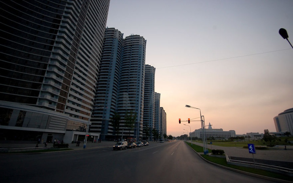 Một đại lộ thuộc thủ đô Bình Nhưỡng. Joanna nhận định, tuyến đường này không khác gì một làn đường ở Los Angeles, Mỹ.