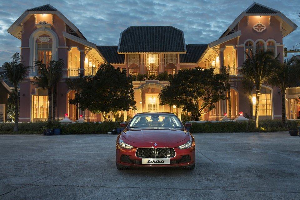 Maserati giới thiệu gói ưu đãi lớn vào dịp cuối năm - 1 Maserati Ghibli sang trọng xuất hiện trong khuôn viên resort JW Marriott Phu Quoc