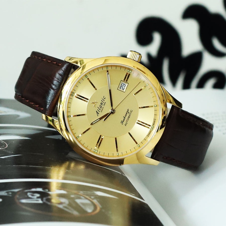 Khai trương giảm giá cực lớn tại Đăng Quang Watch Hạ Long và Nha Trang - 4 Ảnh 2: Một chiếc Atlantic _ thương hiệu Thụy Sỹ được thành lập từ 1888