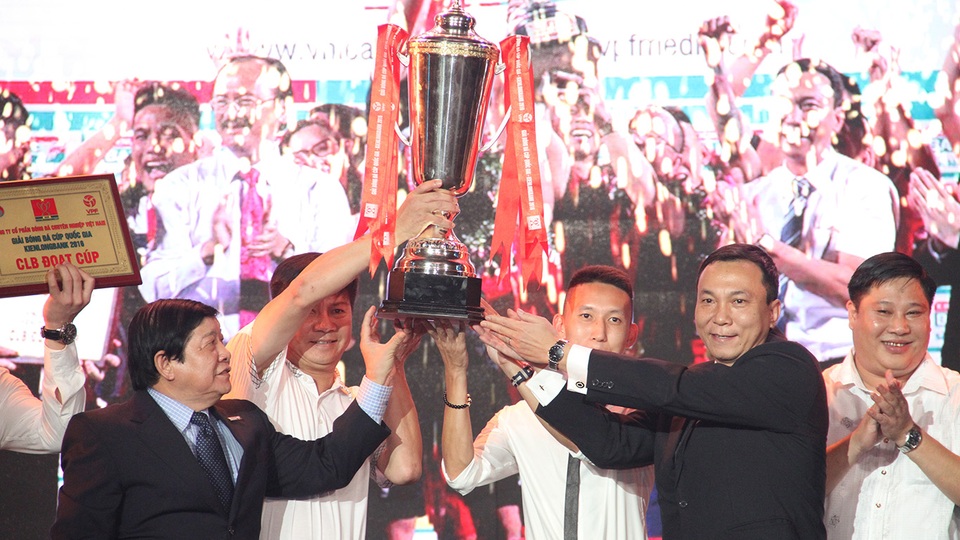 Than Quảng Ninh nhận cúp quốc gia, chiếc cúp đầu tiên trong lịch sử CLB vùng mỏ